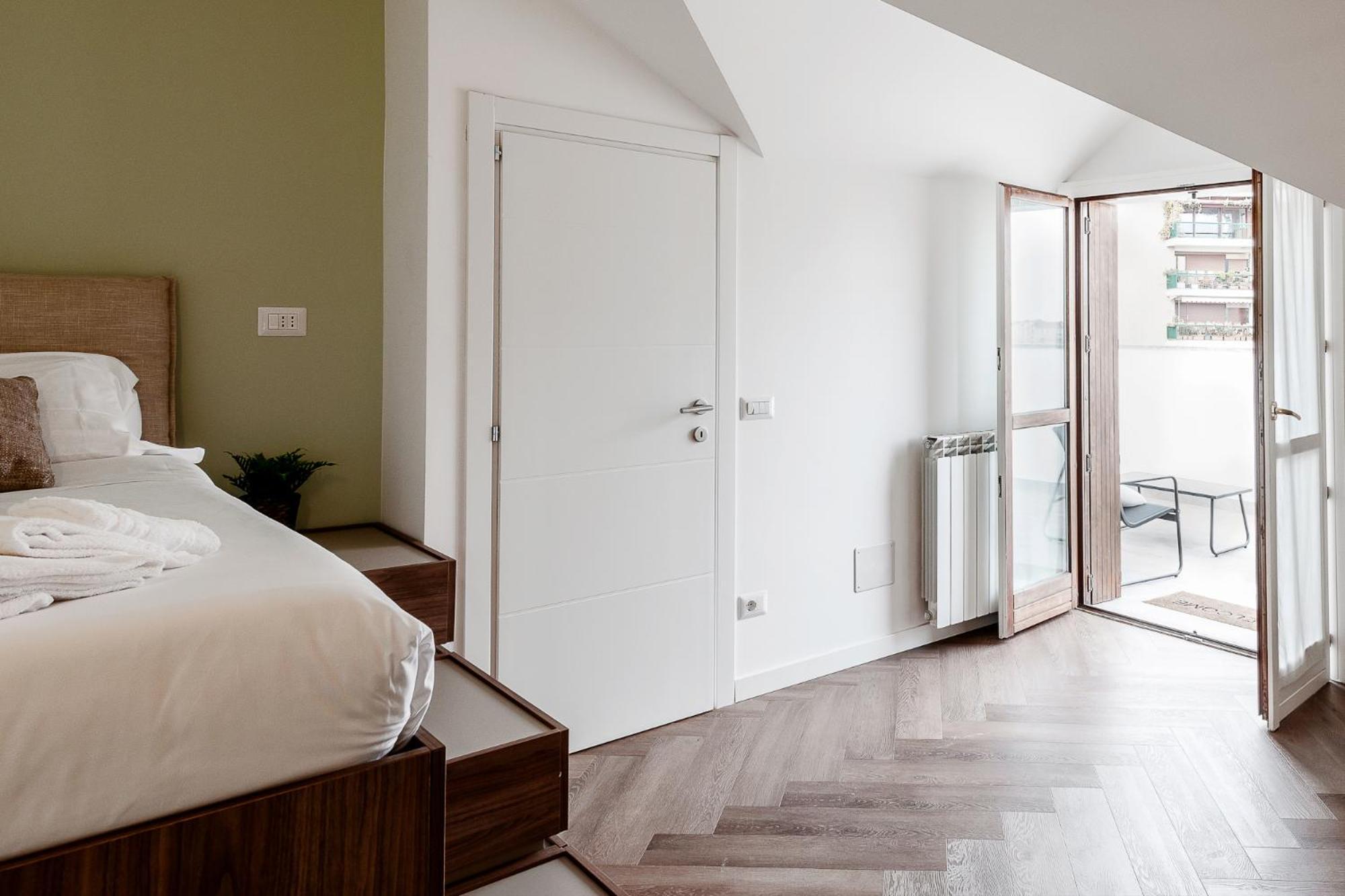 Stayeasy Argelati40 - Penthouse With 2 Bedrooms, 2 Bathrooms And Terrace - Navigli Milan Extérieur photo
