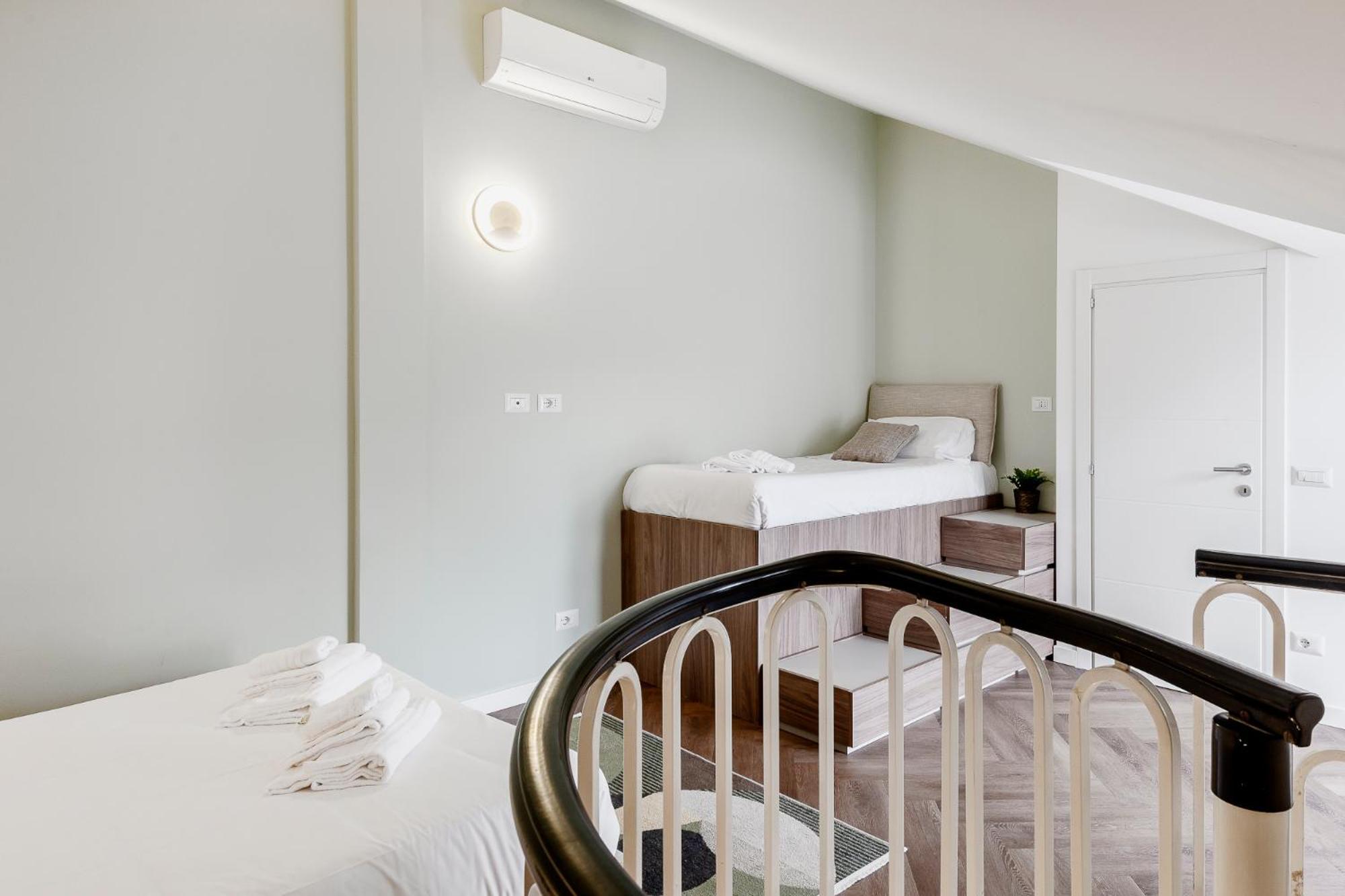 Stayeasy Argelati40 - Penthouse With 2 Bedrooms, 2 Bathrooms And Terrace - Navigli Milan Extérieur photo